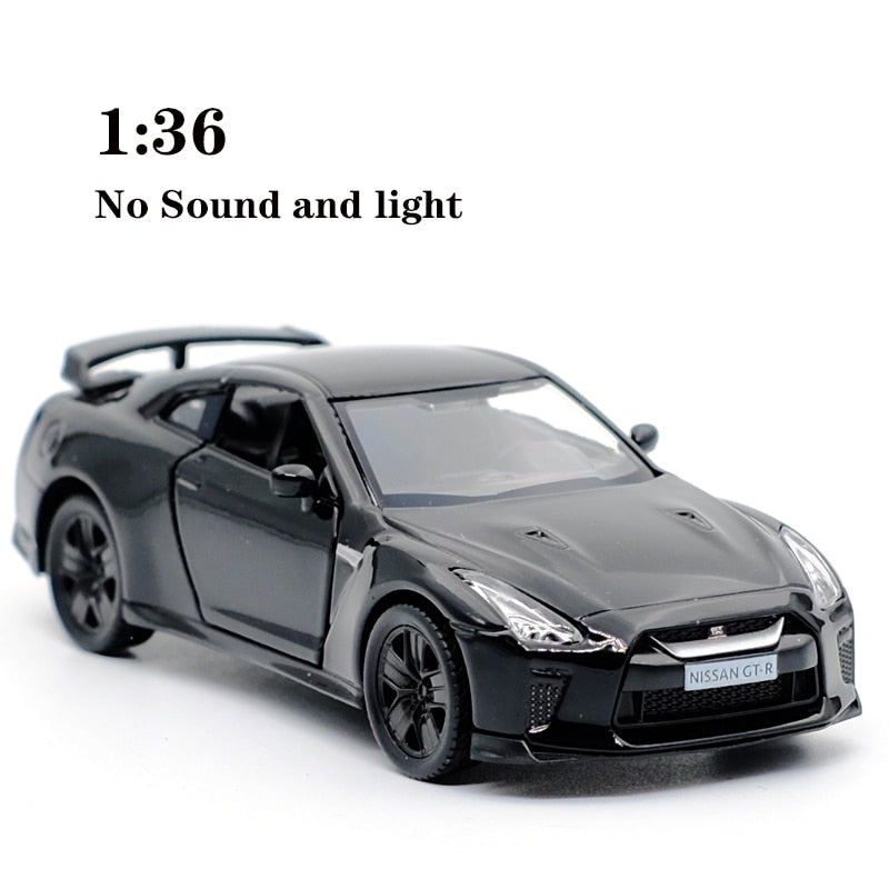 1:32 NISSAN GT-R R35 Alloy Car Model