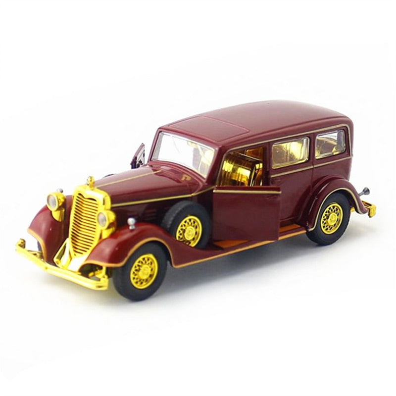 1:28 Retro Classic Car Alloy Car Model