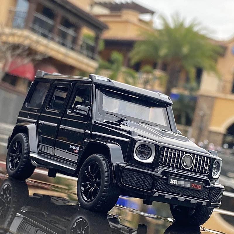 1/32 G700 G65 SUV Alloy Car Model Diecast Simulation