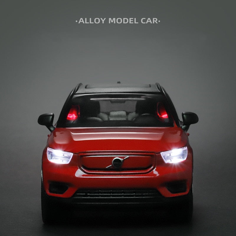 1:32 VOLVOS XC40 SUV car simulation model