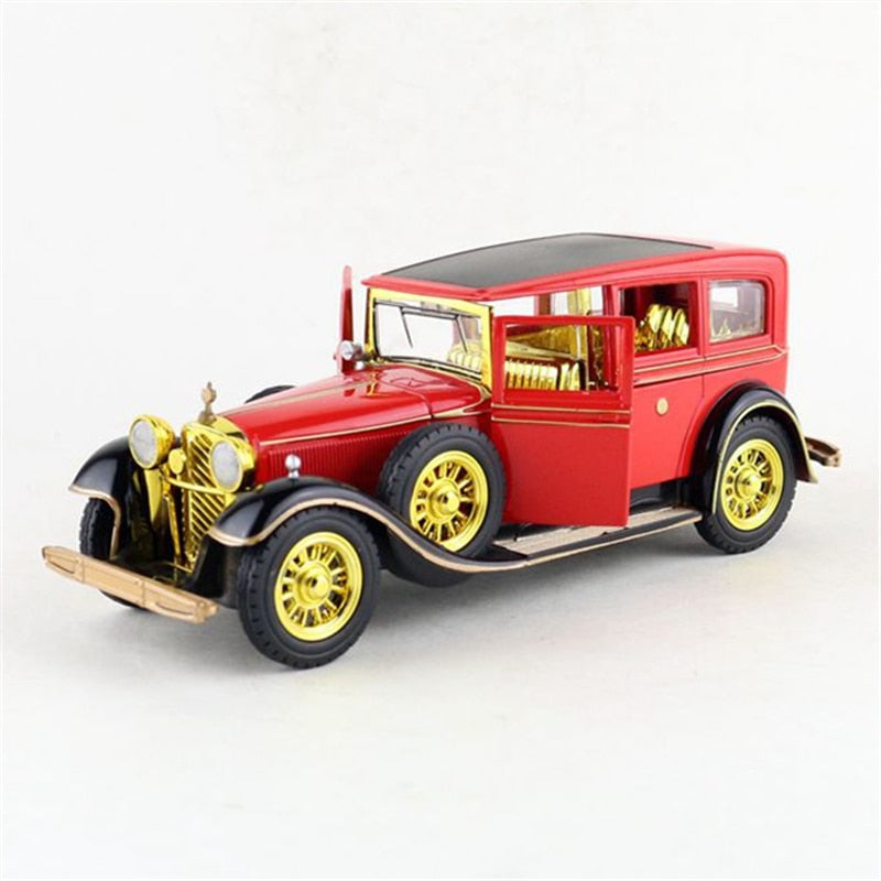 1:28 Retro Classic Car Alloy Car Model