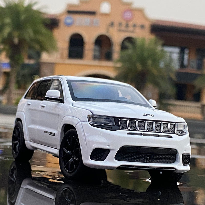 1:32 JEEPS Grand Cherokee SUV Model Simulation