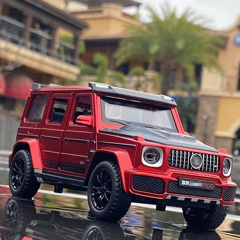 1/32 G700 G65 SUV Alloy Car Model Diecast Simulation