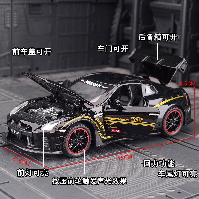 1:32 NISSAN GT-R R35 Alloy Car Model