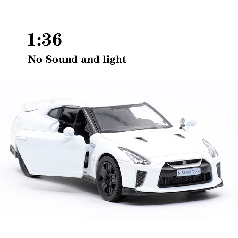 1:32 NISSAN GT-R R35 Alloy Car Model