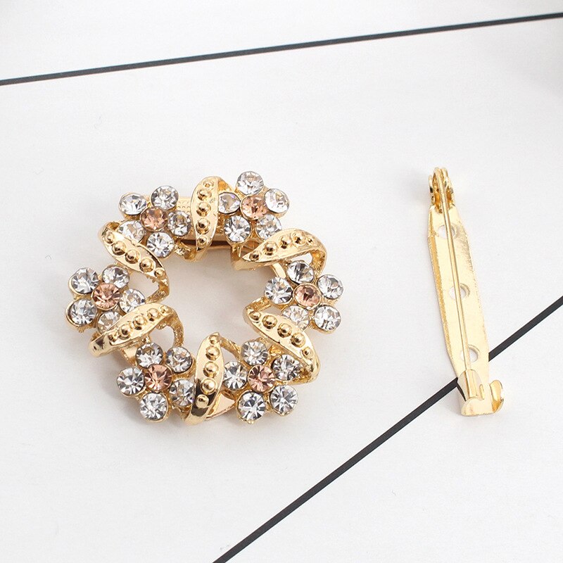 Fashion Retro Butterfly Frog Owl Animal Scarf Buckle