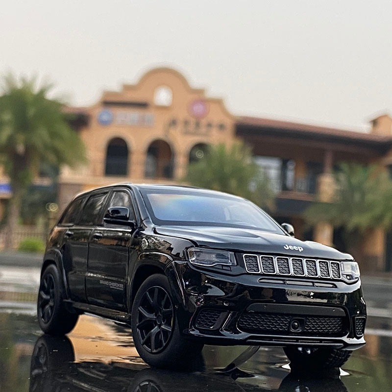 1:32 JEEPS Grand Cherokee SUV Model Simulation