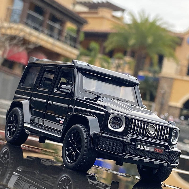 1/32 G700 G65 SUV Alloy Car Model Diecast Simulation