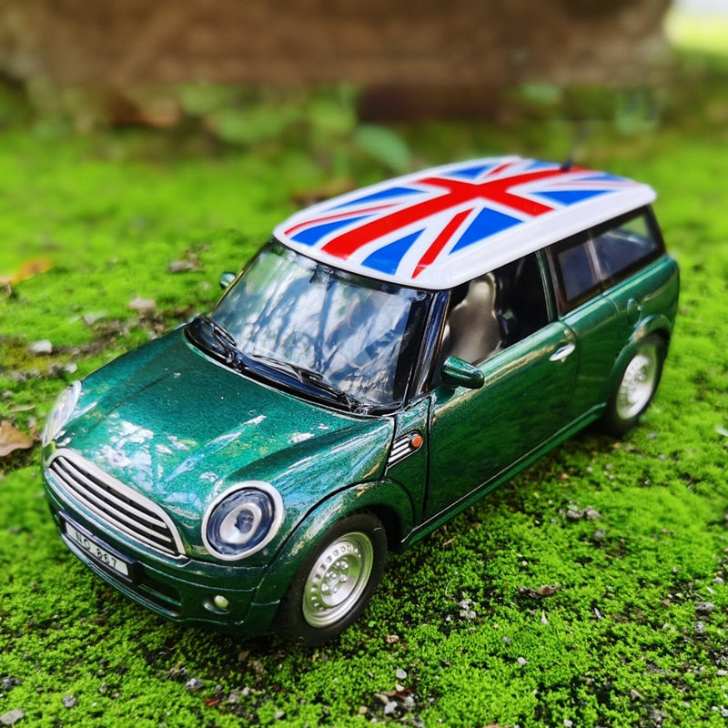 1:32 Mini Countryman Diecast Model Simulation