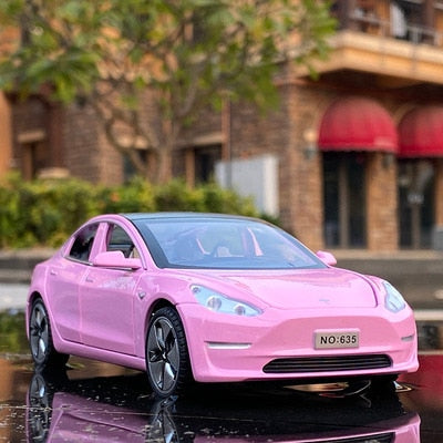 1:32 Tesla Model 3 Alloy Car Model
