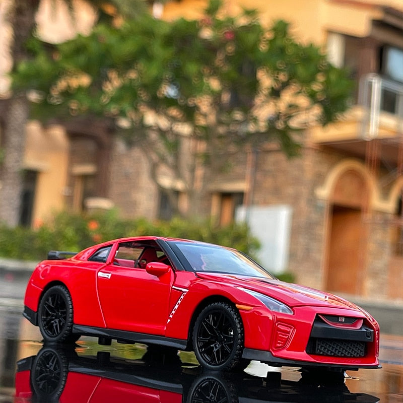 1:32 NISSAN GT-R R35 Alloy Car Model