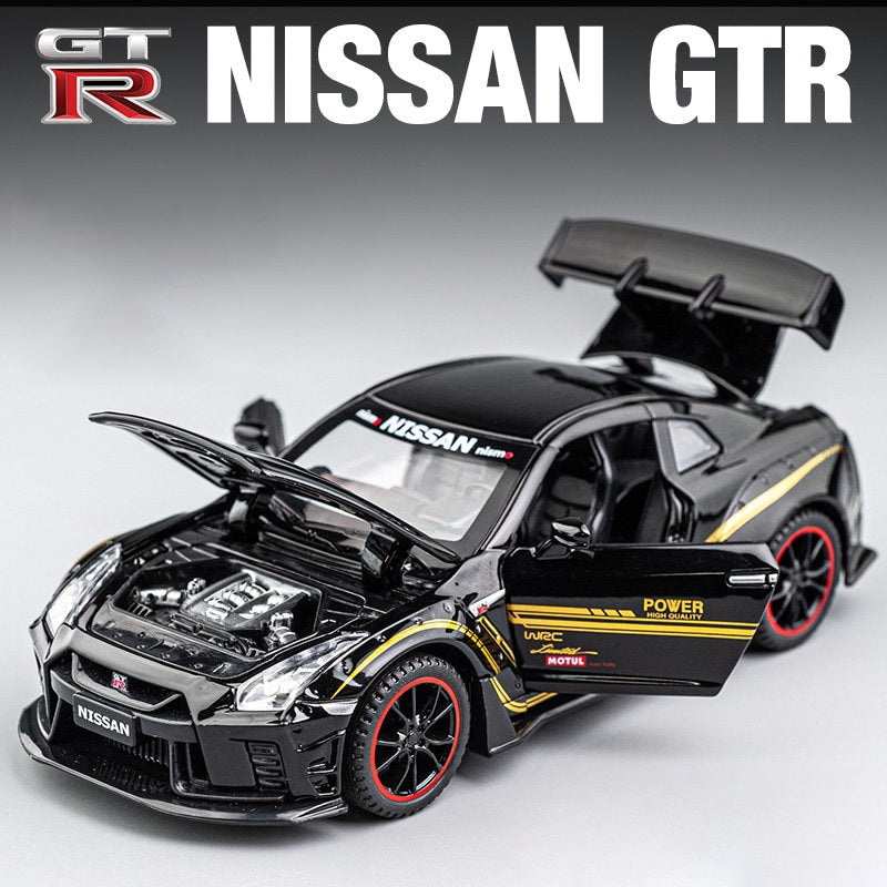 1:32 NISSAN GT-R R35 Alloy Car Model