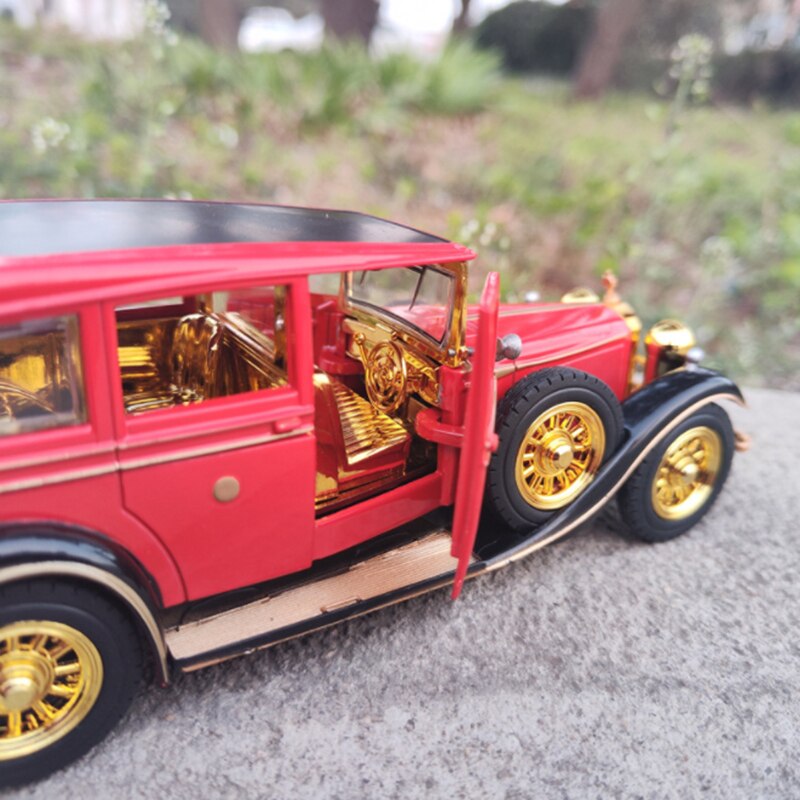1:28 Classic Retro Car Model