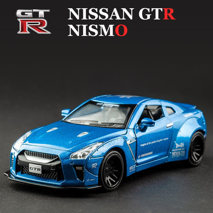 1:32 NISSAN GT-R R35 Alloy Car Model