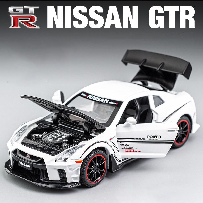 1:32 NISSAN GT-R R35 Alloy Car Model