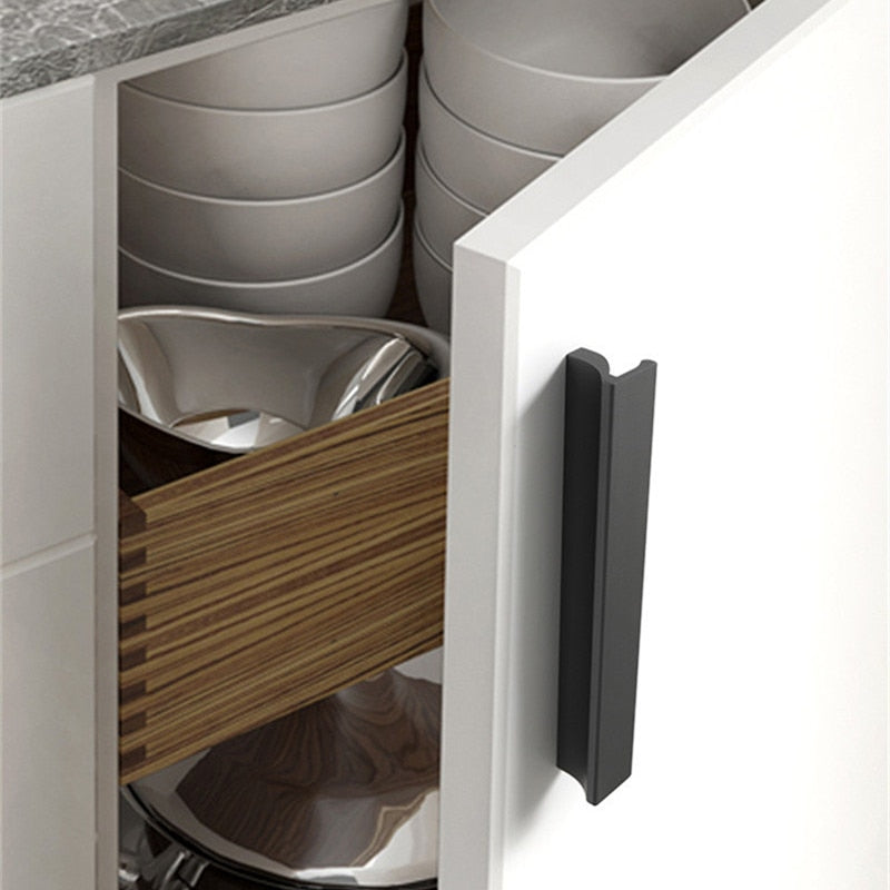 Juli Handle - 1000mm Long Aluminium Black Handles Luxury